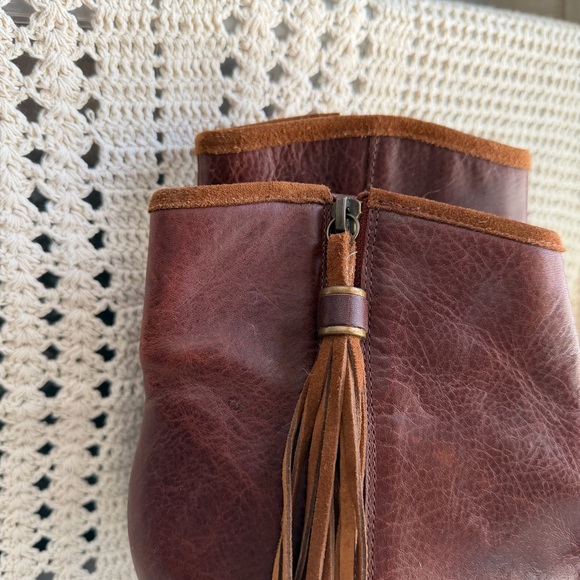 Lauren Ralph Lauren Carah Leather Booties Brown Boots Tassel Size 8 - Picture 2 of 10